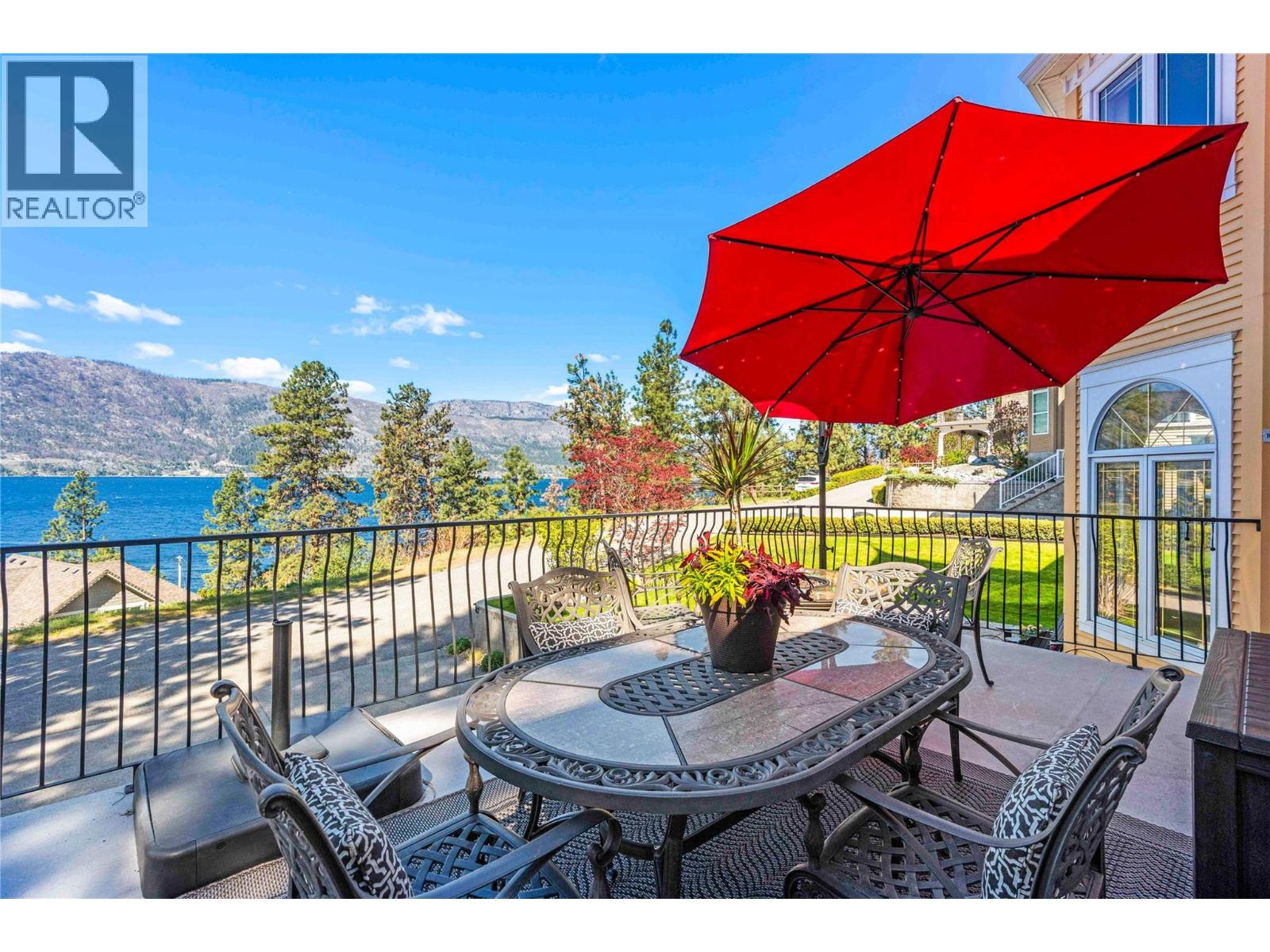  10563 Okanagan Centre Road West, Lake Country