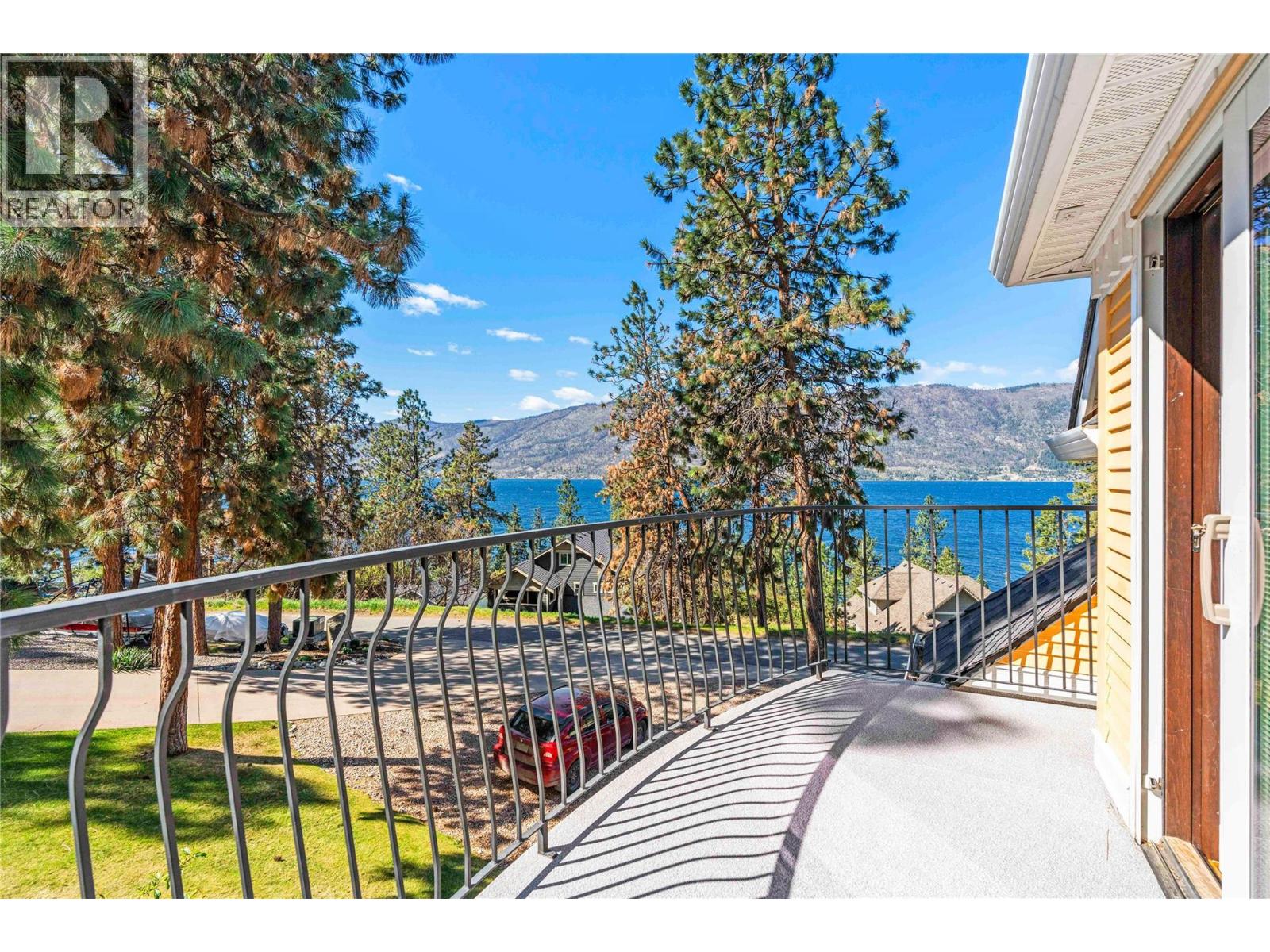  10563 Okanagan Centre Road West, Lake Country