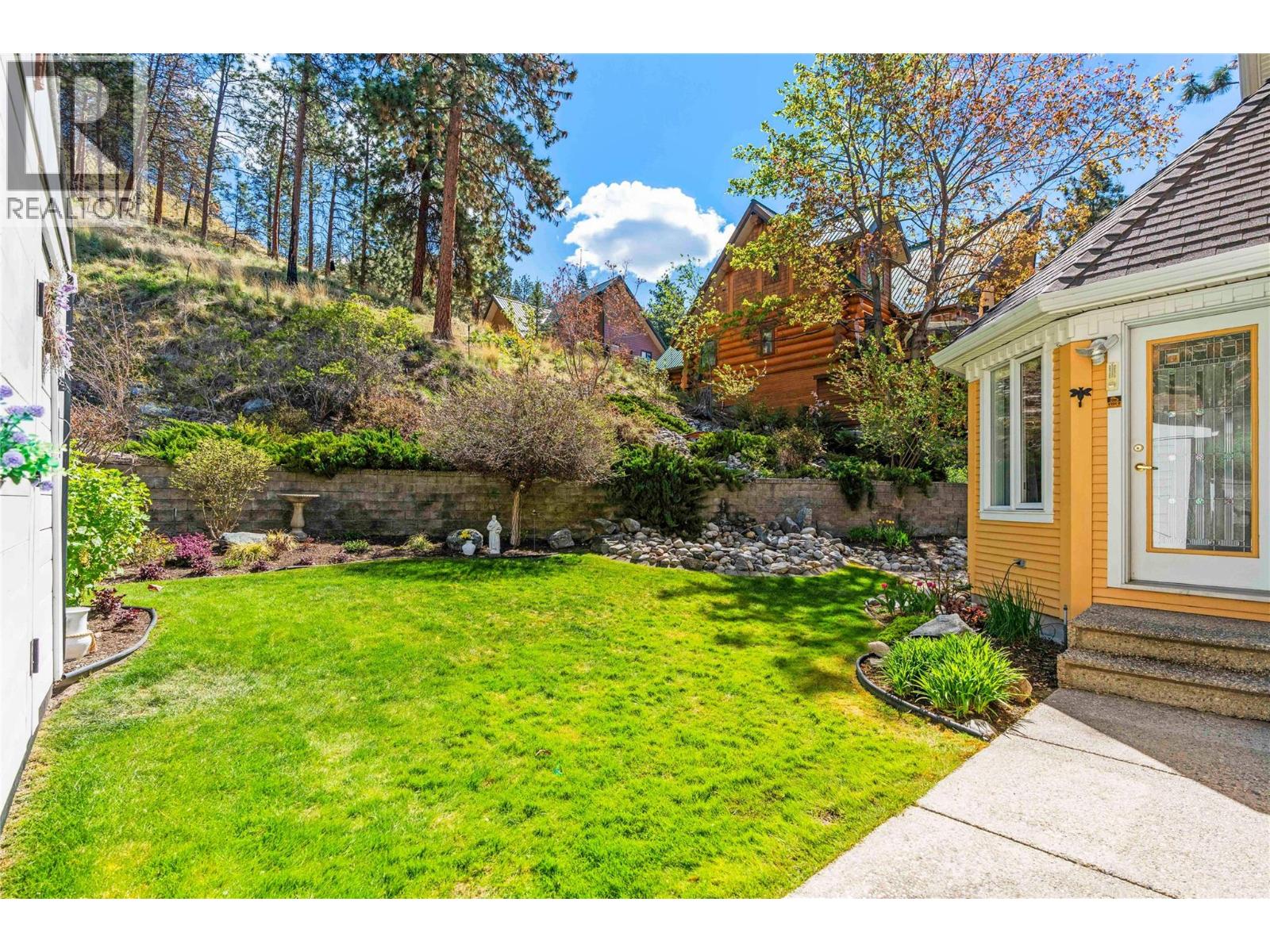  10563 Okanagan Centre Road West, Lake Country