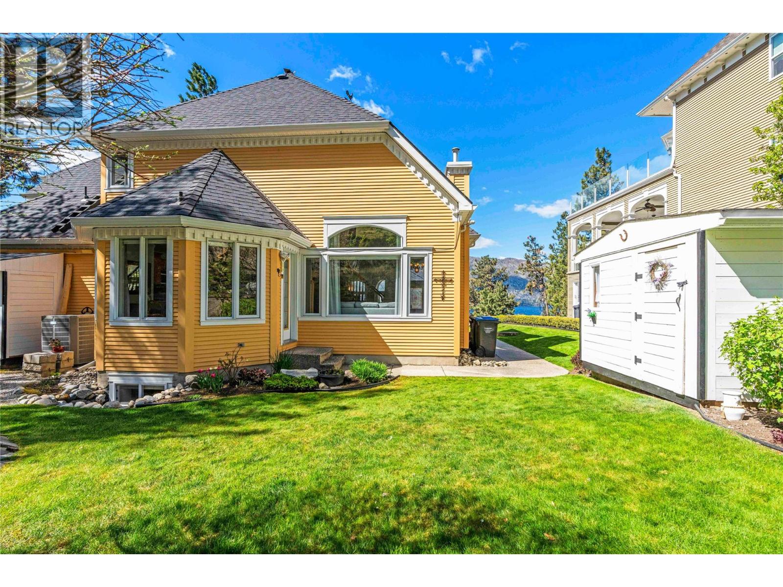  10563 Okanagan Centre Road West, Lake Country