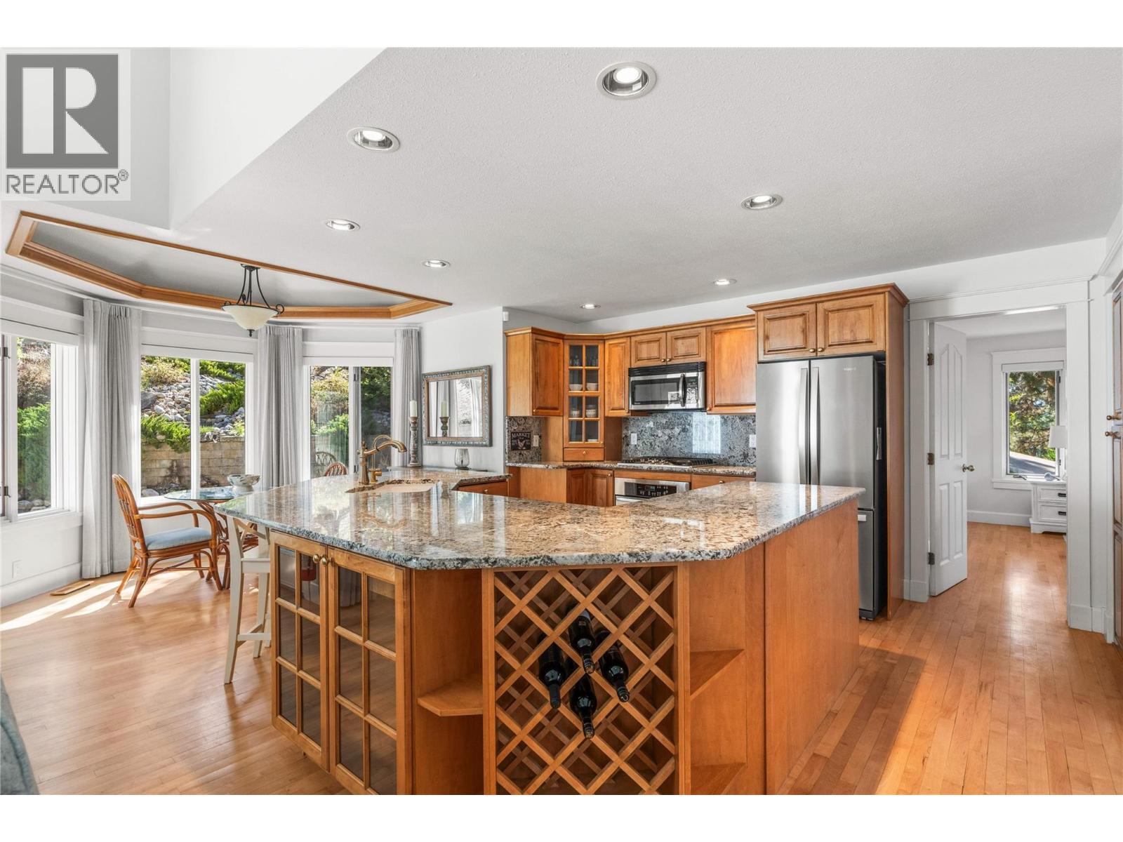  10563 Okanagan Centre Road West, Lake Country