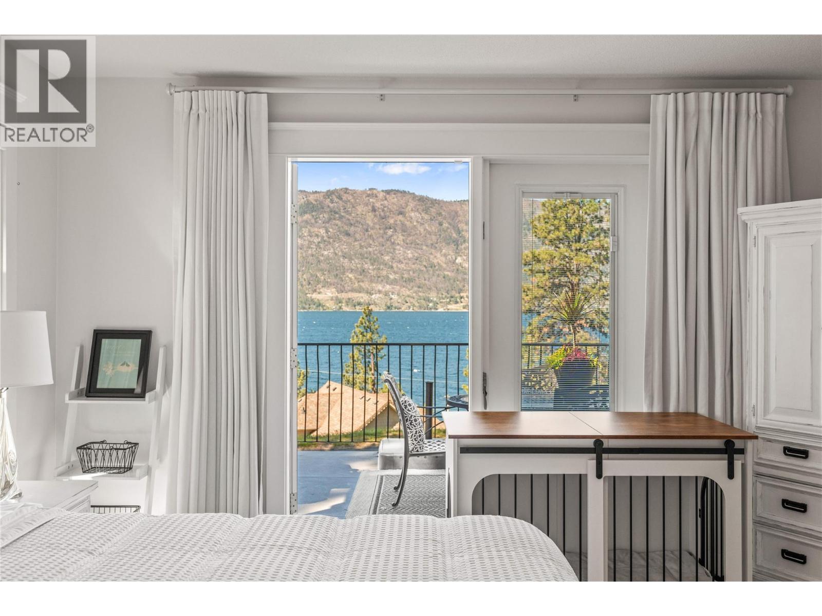  10563 Okanagan Centre Road West, Lake Country