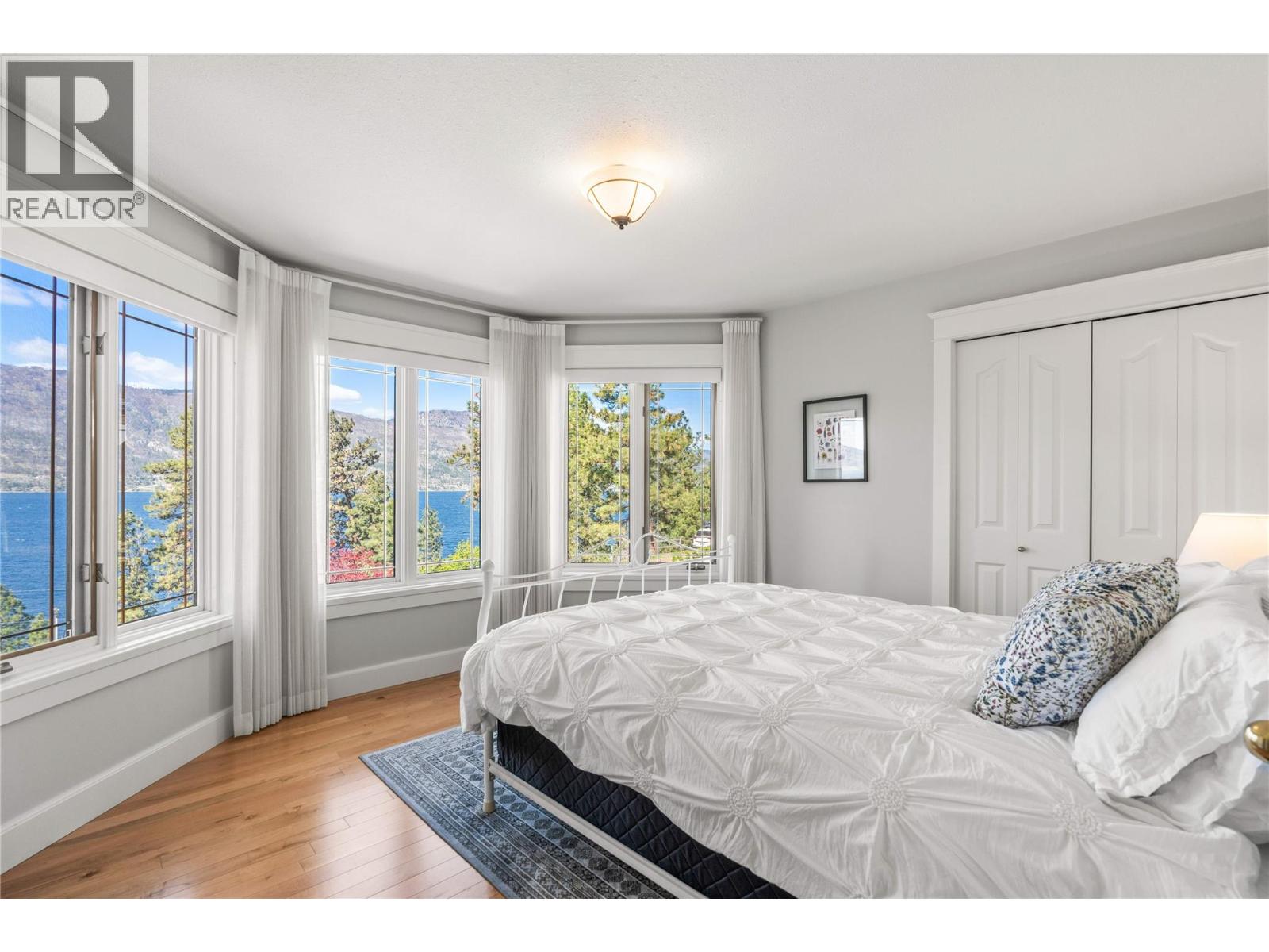  10563 Okanagan Centre Road West, Lake Country