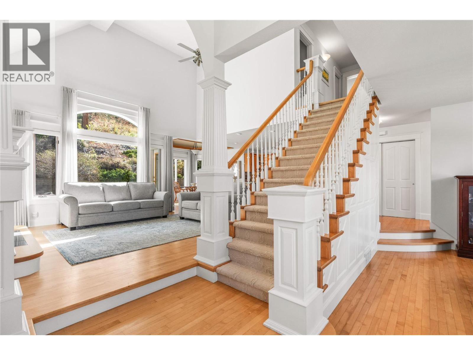  10563 Okanagan Centre Road West, Lake Country