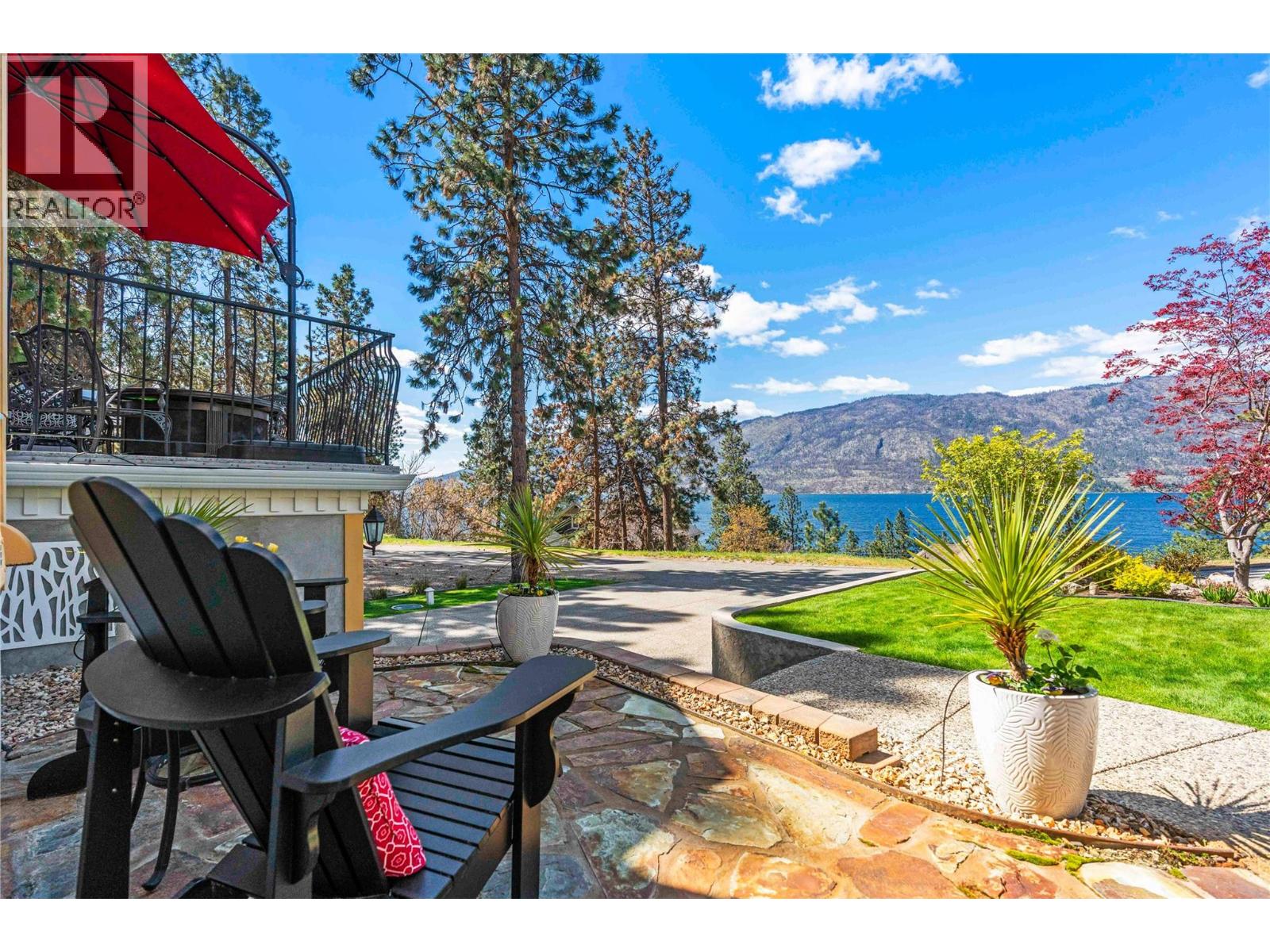  10563 Okanagan Centre Road West, Lake Country