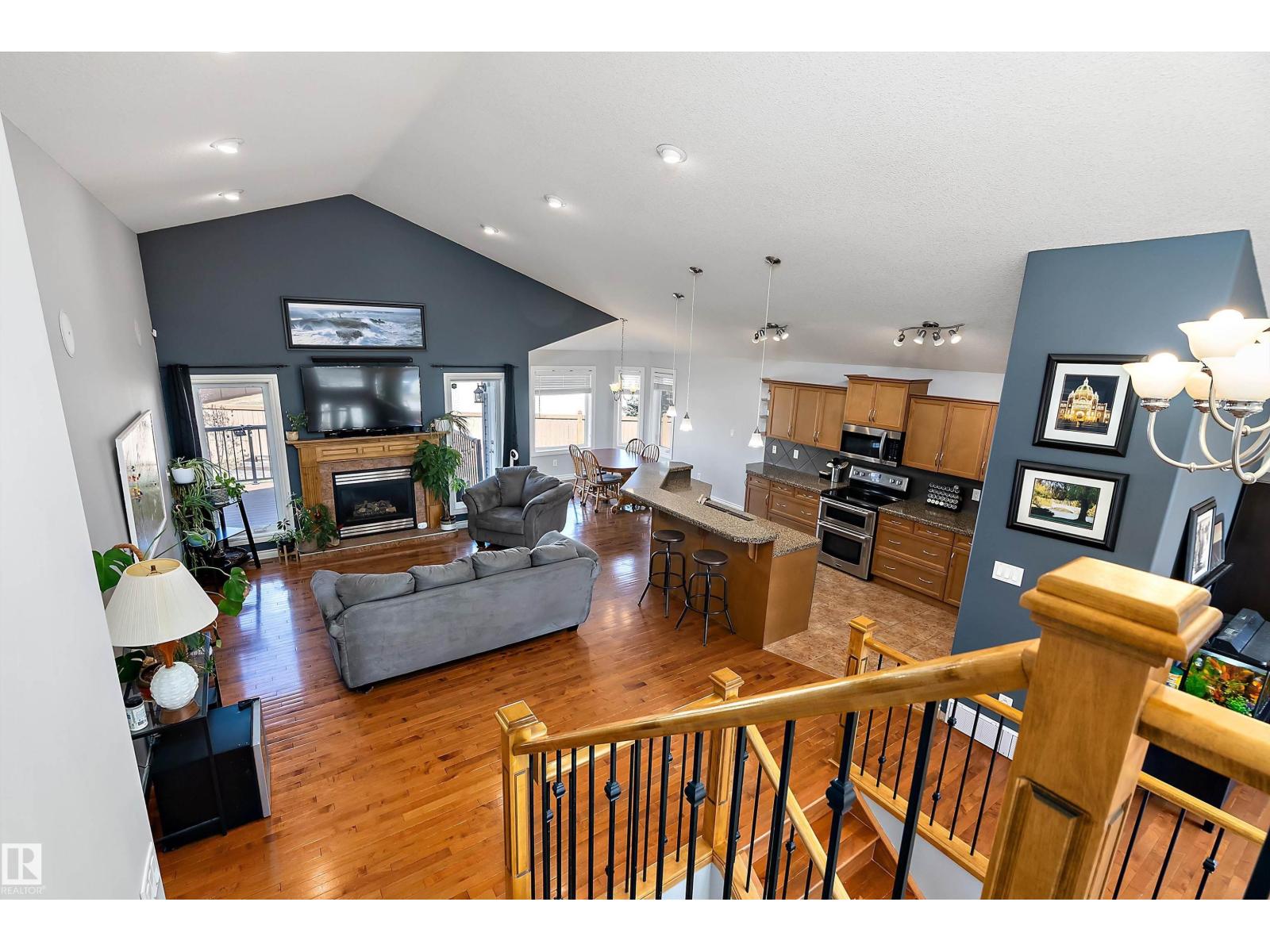 28 WOODS PL — photo 22