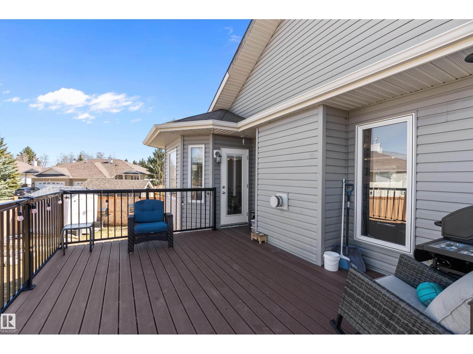 28 WOODS PL — photo 39