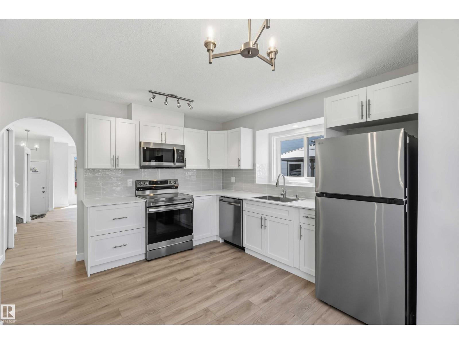 119 DORCHESTER DR - 15
