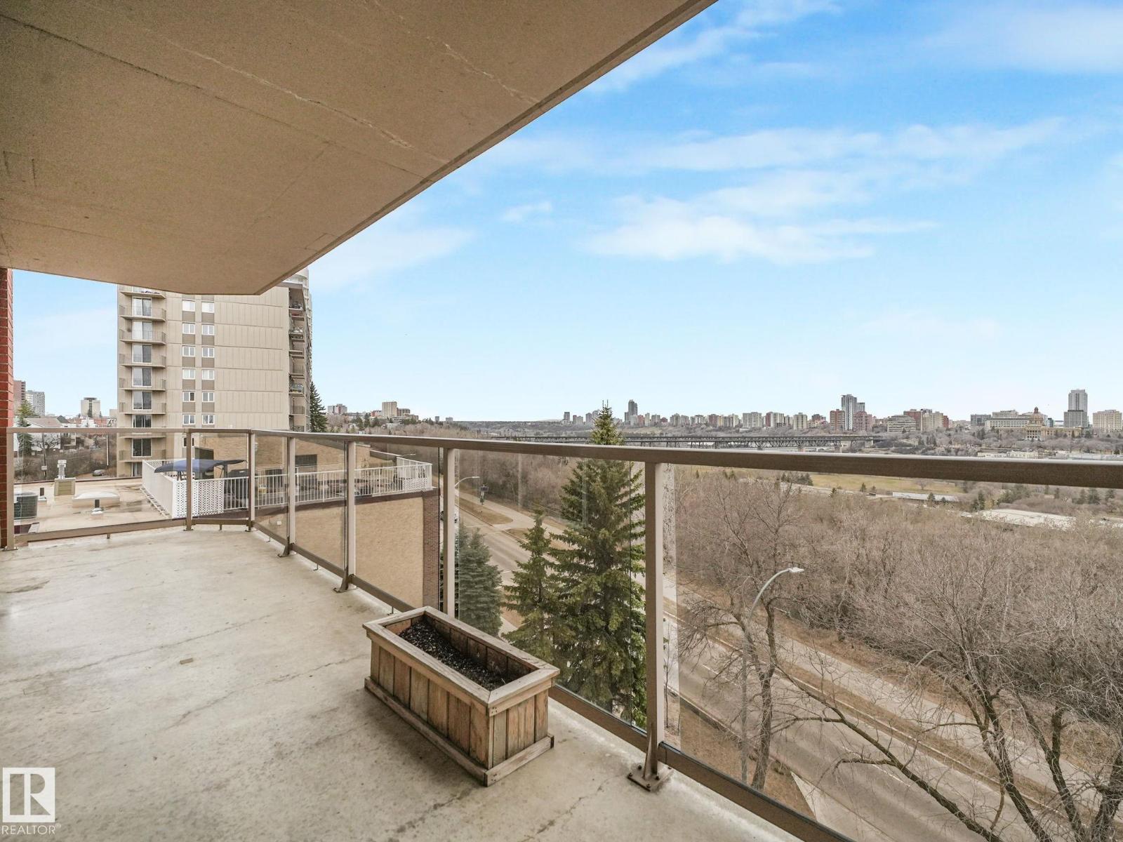 #602 10649 SASKATCHEWAN DR NW, Edmonton