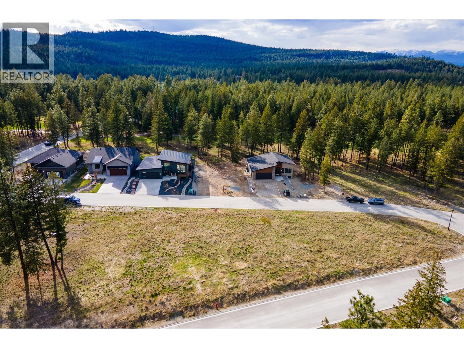  433 Wildstone Close North, Cranbrook