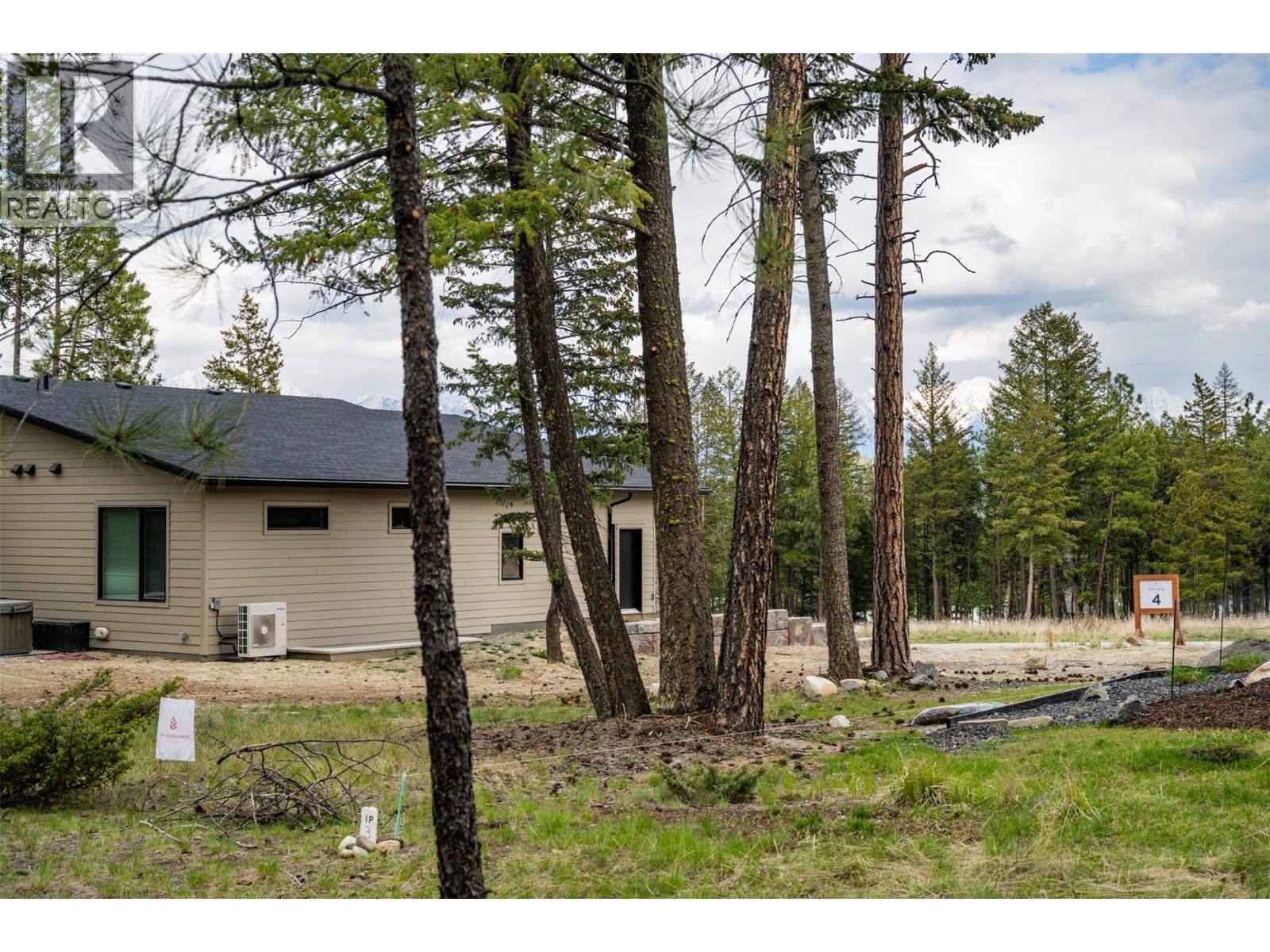  433 Wildstone Close North, Cranbrook