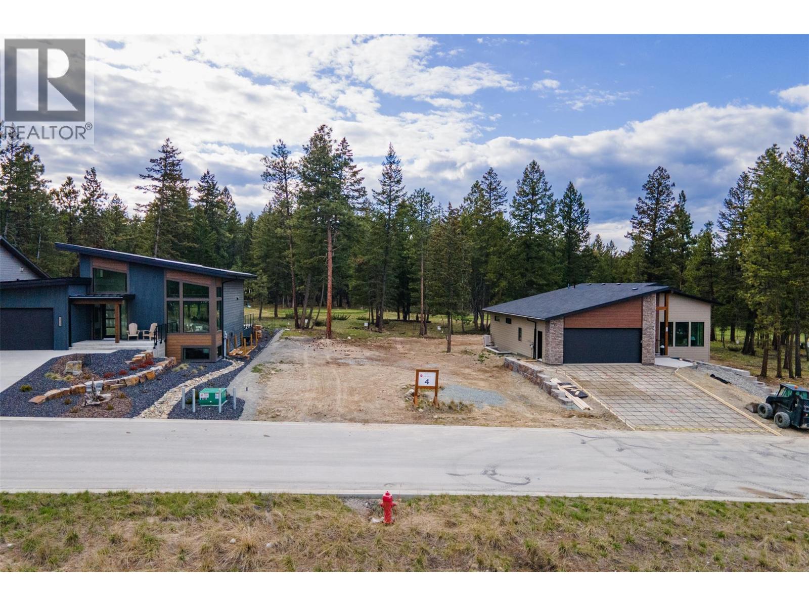  433 Wildstone Close North, Cranbrook