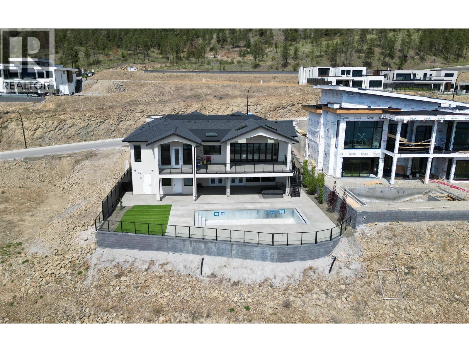  1403 Vineyard Drive, West Kelowna