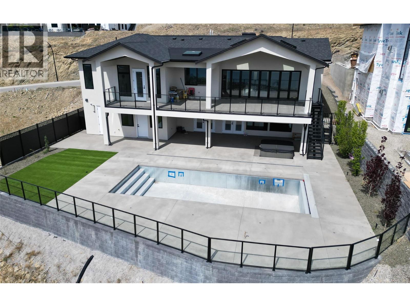 1403 Vineyard Drive, West Kelowna