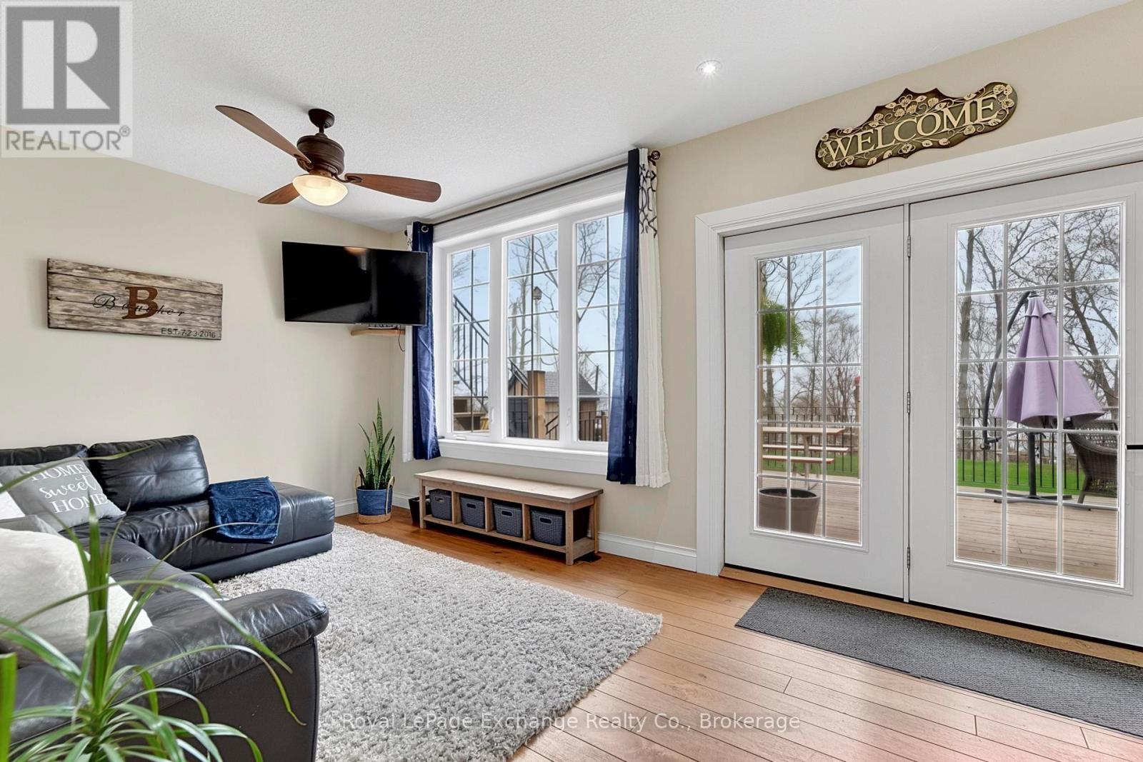 84189 UPPER RD., RR#3, LAKELAND ESTATES - 17