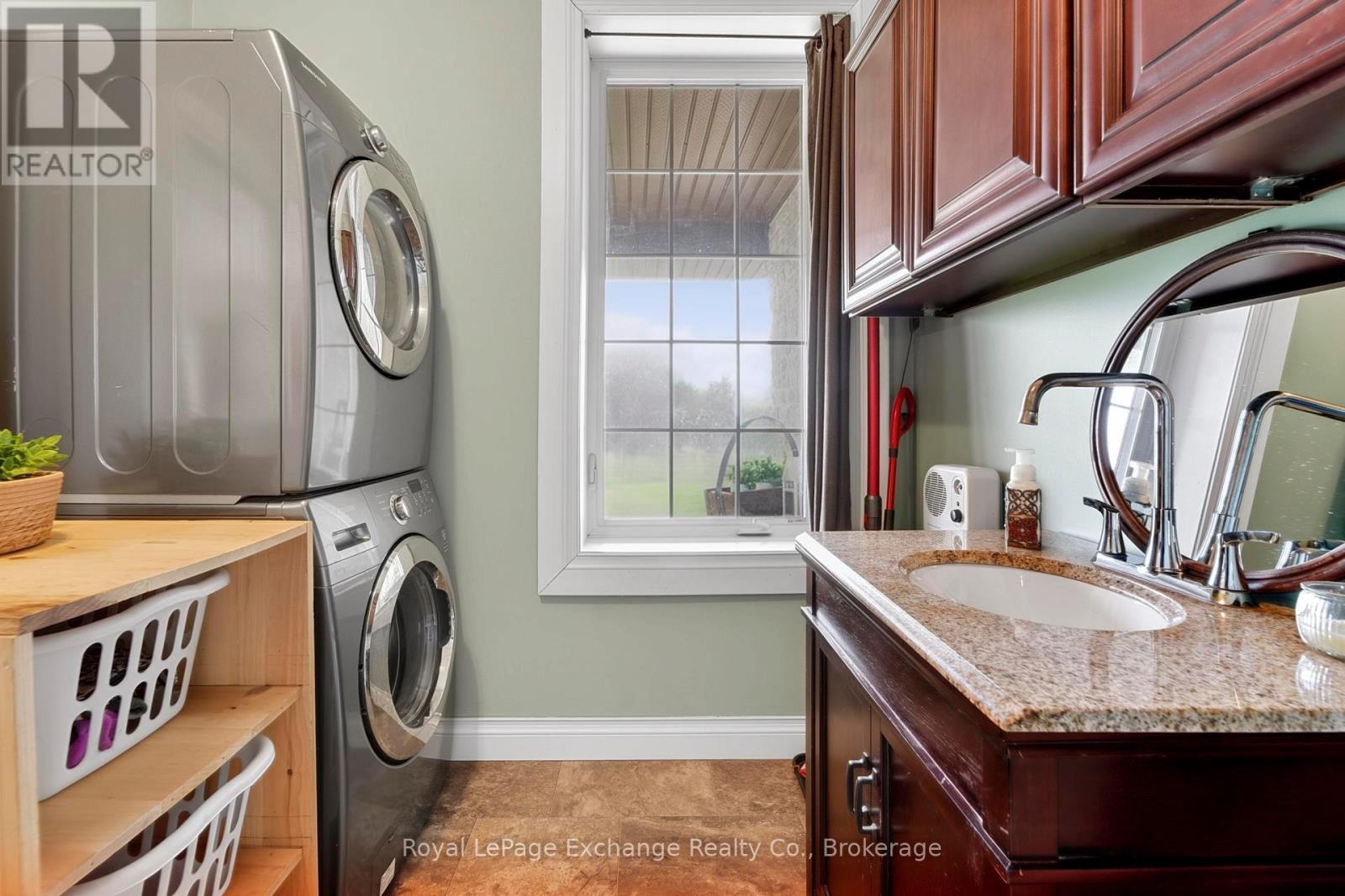84189 UPPER RD., RR#3, LAKELAND ESTATES - 21