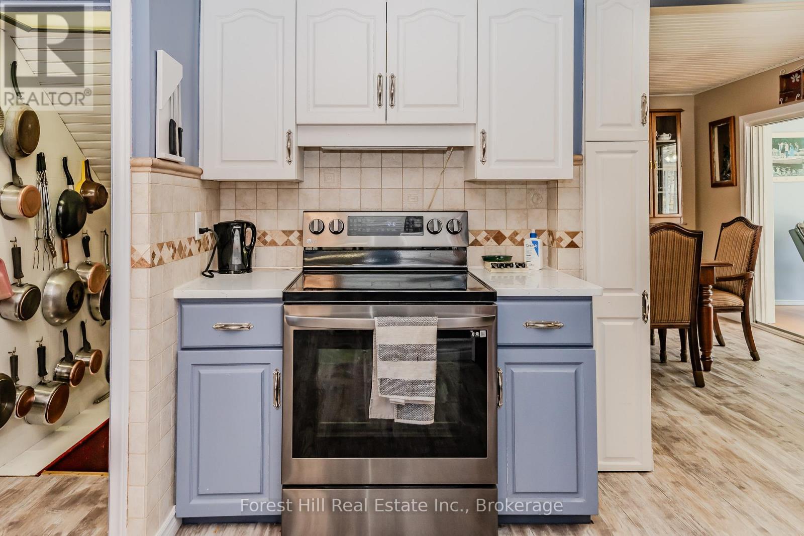 53 TODHOLM DRIVE - 12