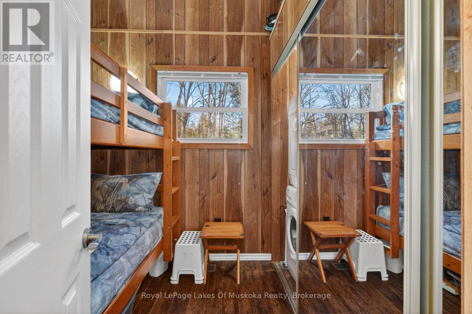 354 SKYLINE DRIVE - 24