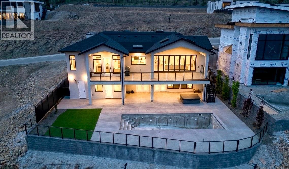  1403 Vineyard Drive, West Kelowna