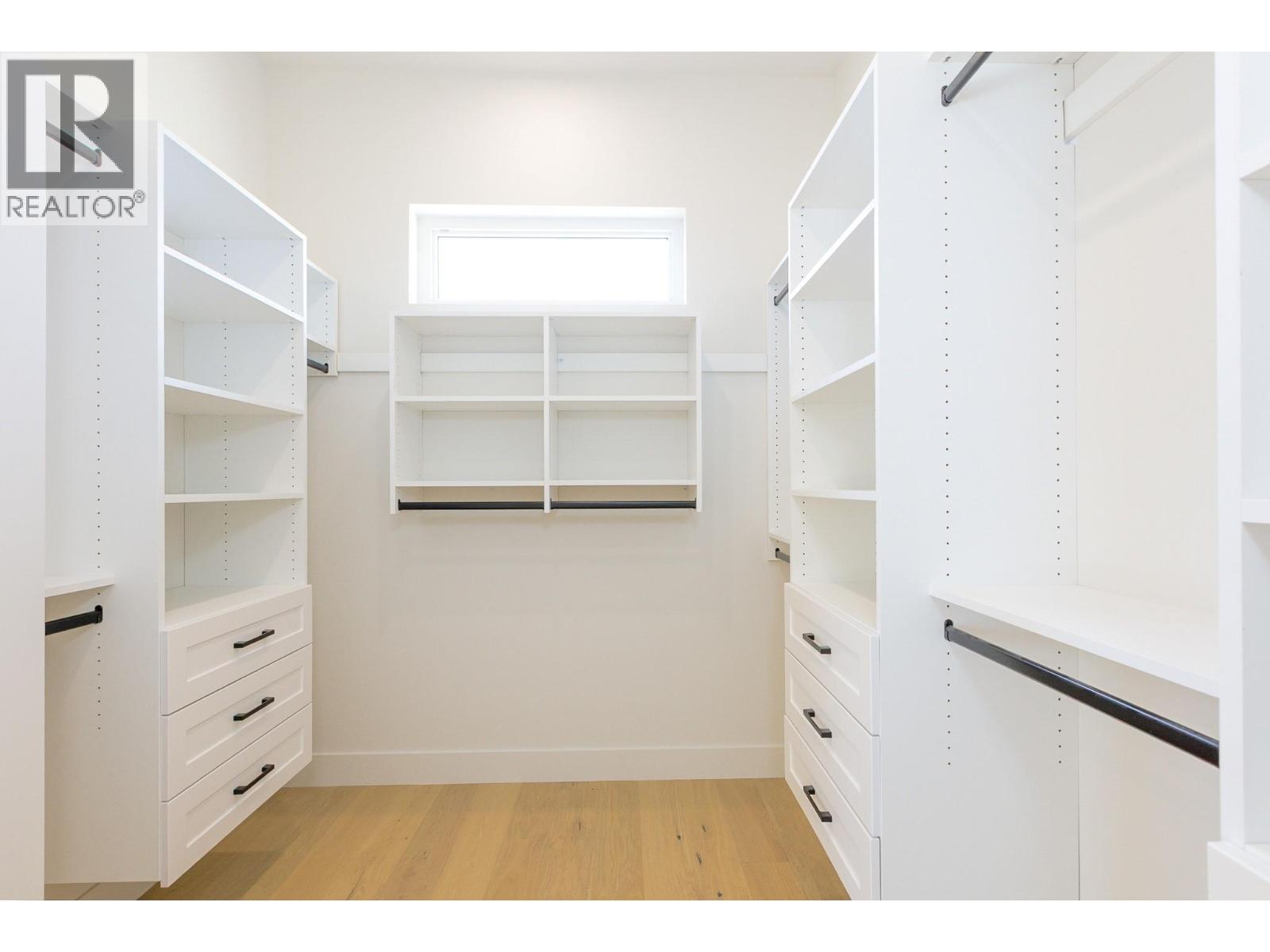 1403 Vineyard Drive - 41