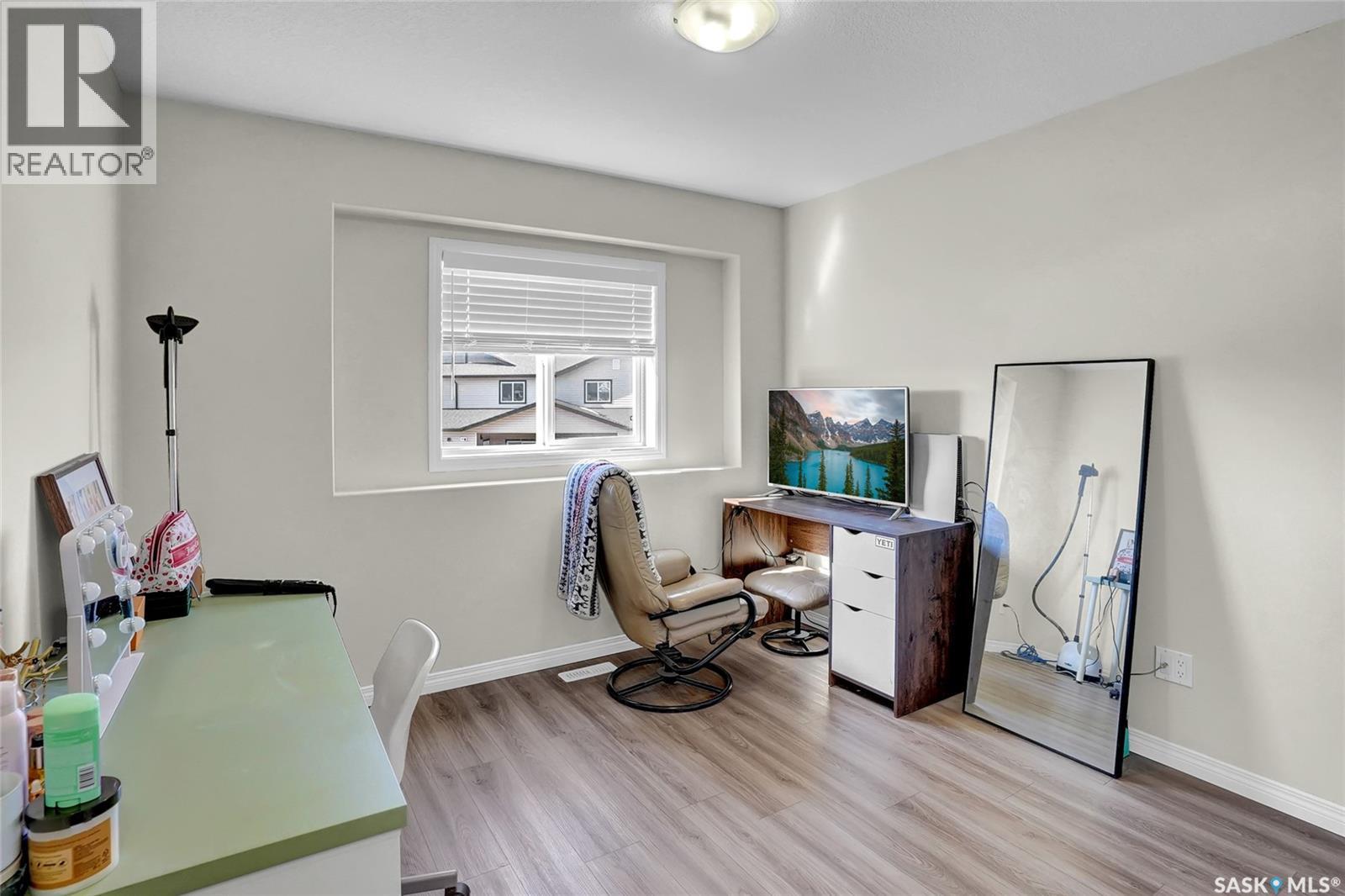 #405 3826 Dewdney AVENUE E - 12