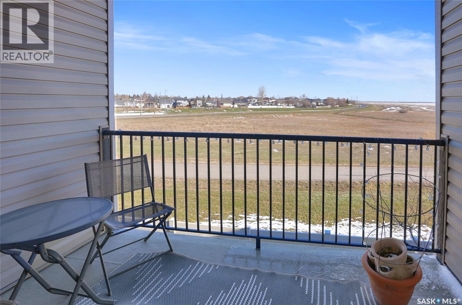 #405 3826 Dewdney AVENUE E - 18