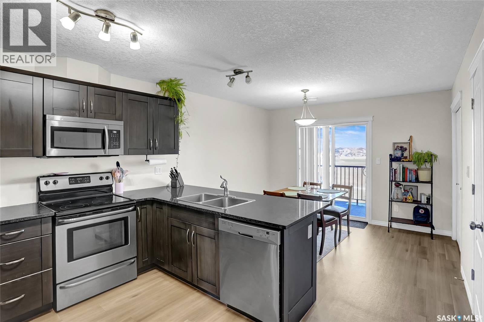 #405 3826 Dewdney AVENUE E - 6