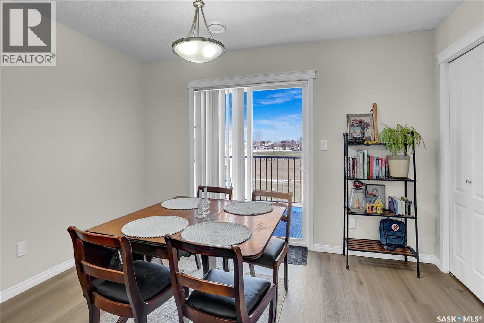 #405 3826 Dewdney AVENUE E - 8