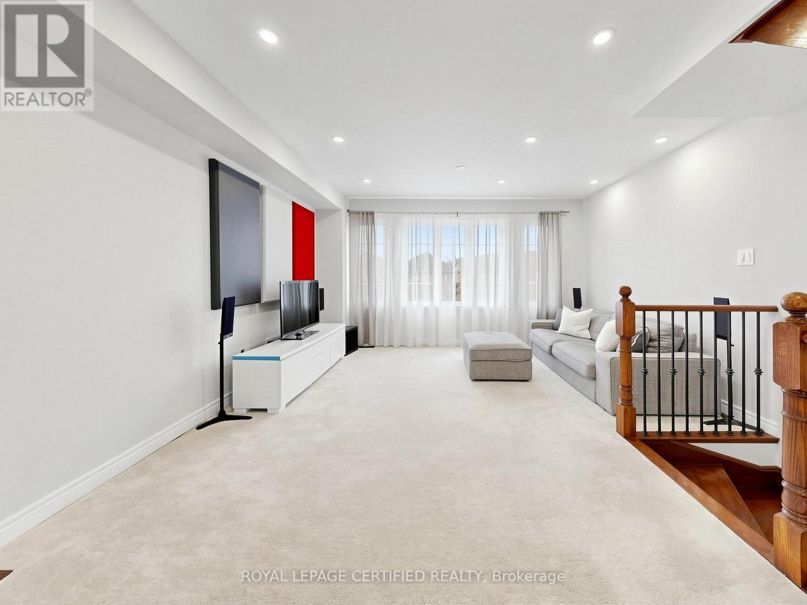 47 RED BRICK ROAD - 18