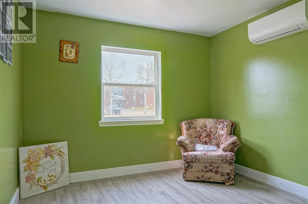633 A&B Princess Street - 11