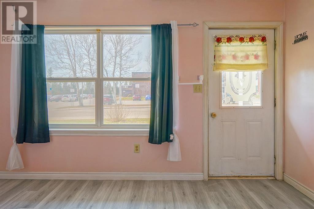 633 A&B Princess Street - 15