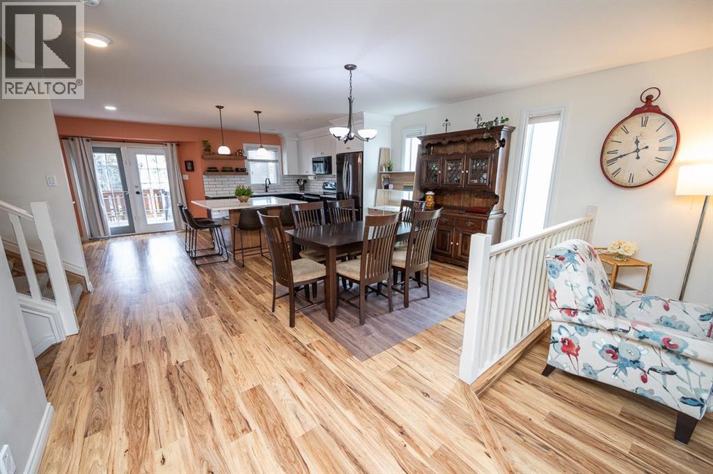 25 Gilbert Crescent, Red Deer