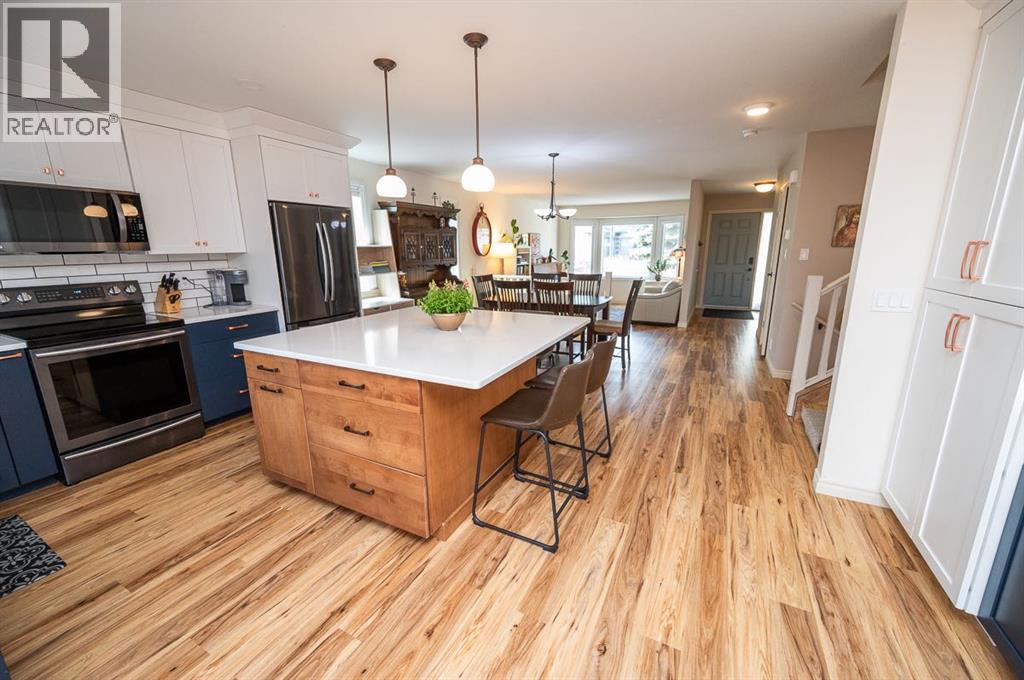 25 Gilbert Crescent, Red Deer