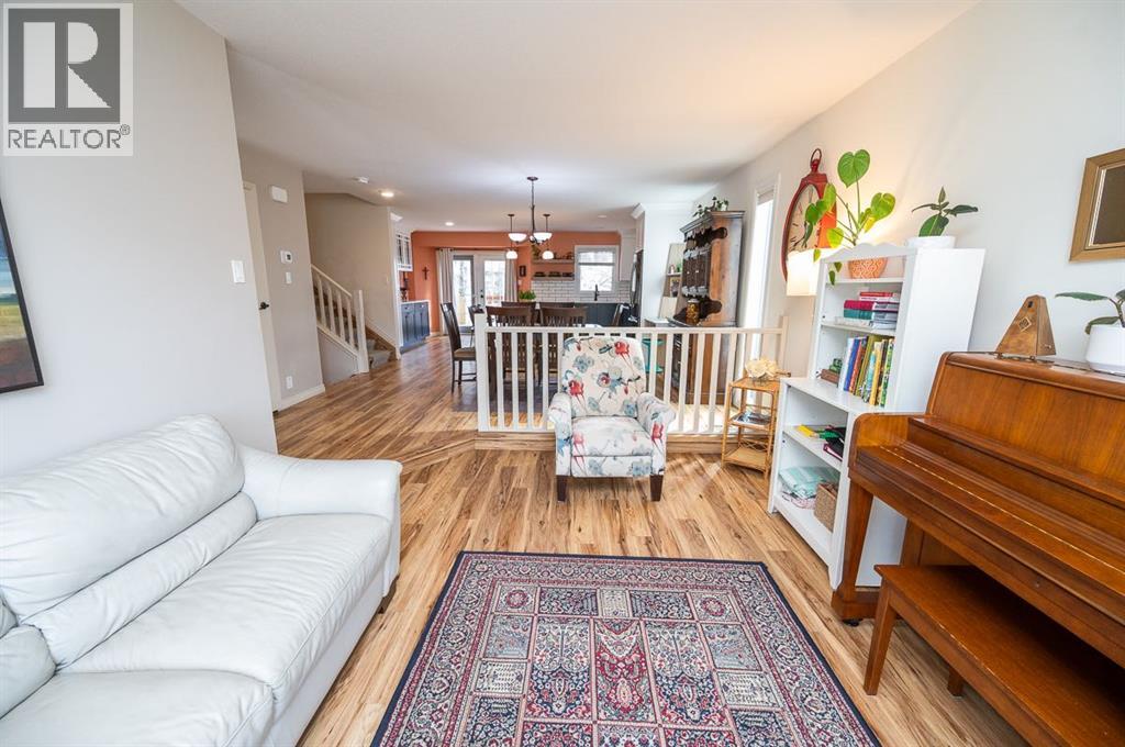 25 Gilbert Crescent, Red Deer