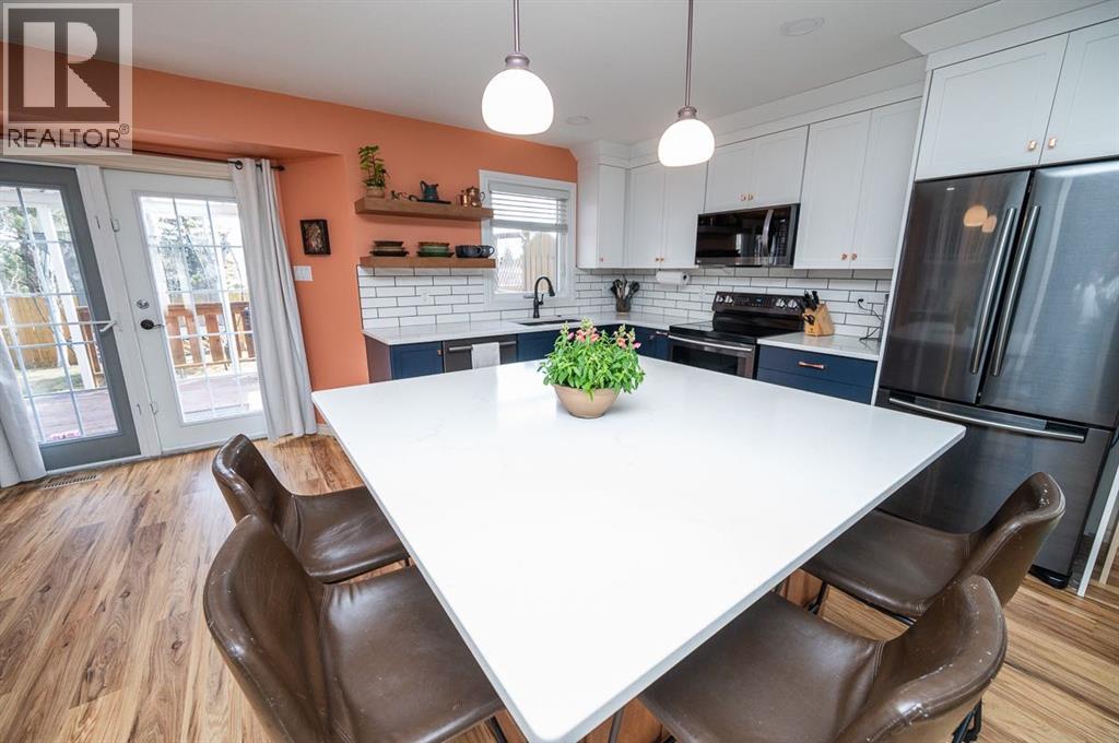 25 Gilbert Crescent, Red Deer