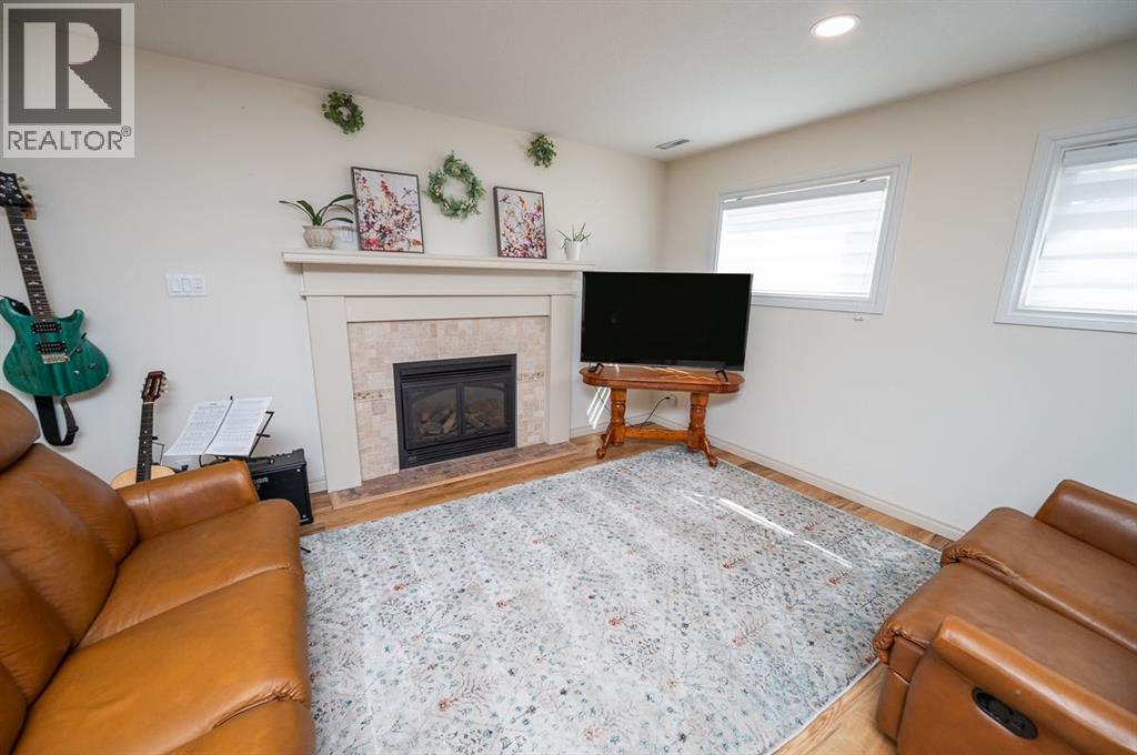 25 Gilbert Crescent, Red Deer