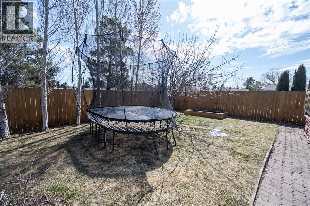 25 Gilbert Crescent, Red Deer