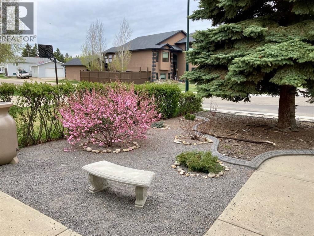 25 Gilbert Crescent, Red Deer