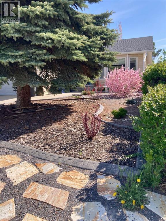 25 Gilbert Crescent, Red Deer