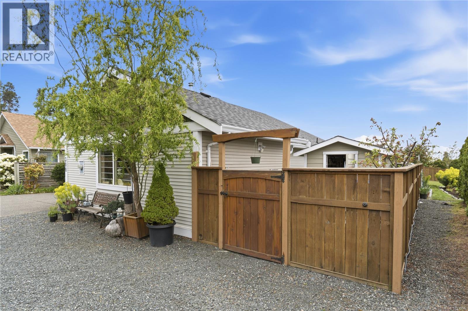 300 Church Rd - 34