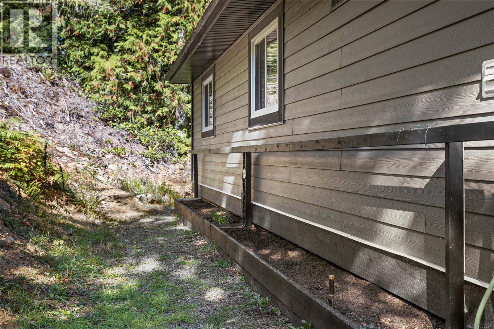 2180 South Lake Rd - 16
