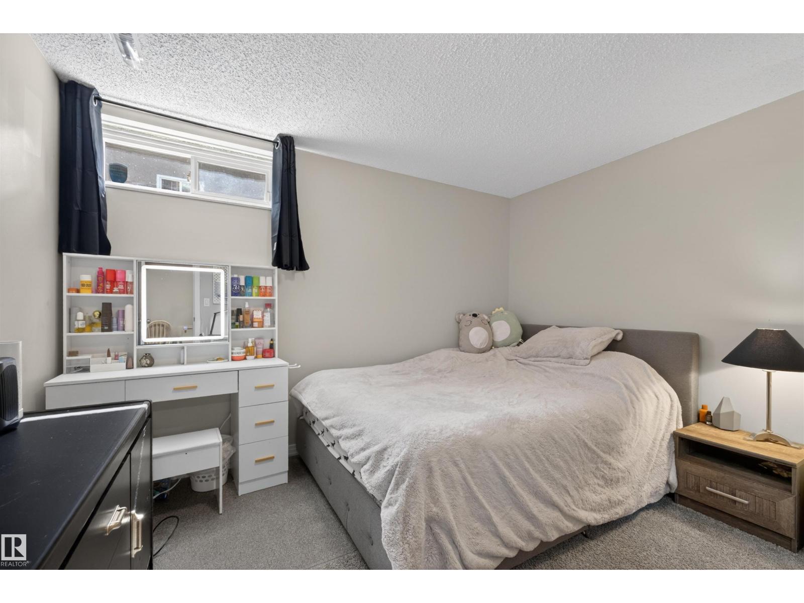 78 GREYSTONE CR - 33