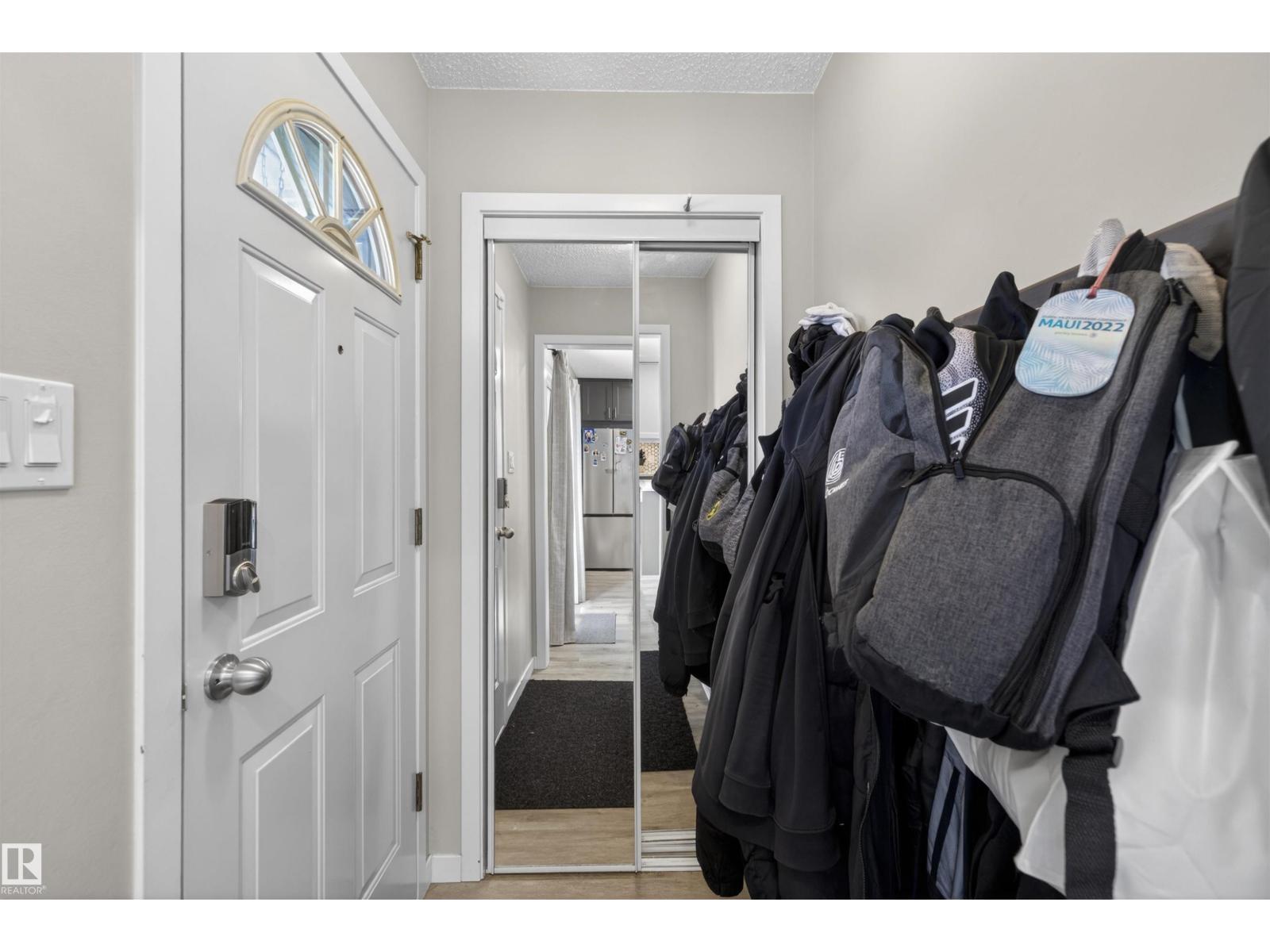 78 GREYSTONE CR - 36