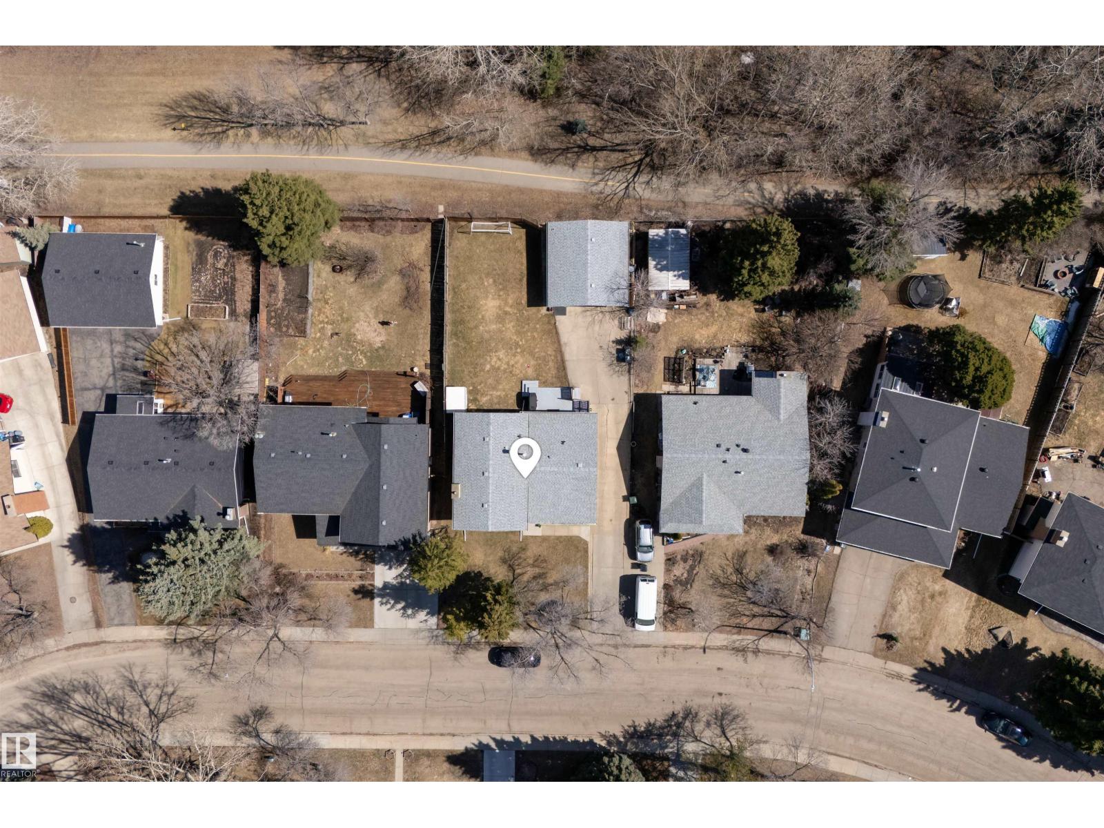 78 GREYSTONE CR - 45