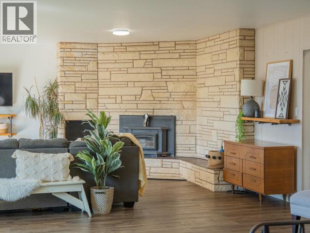 2277 PHILLIPS ROAD, Powell River