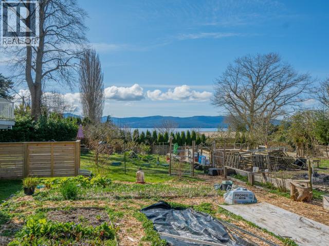 2277 PHILLIPS ROAD, Powell River