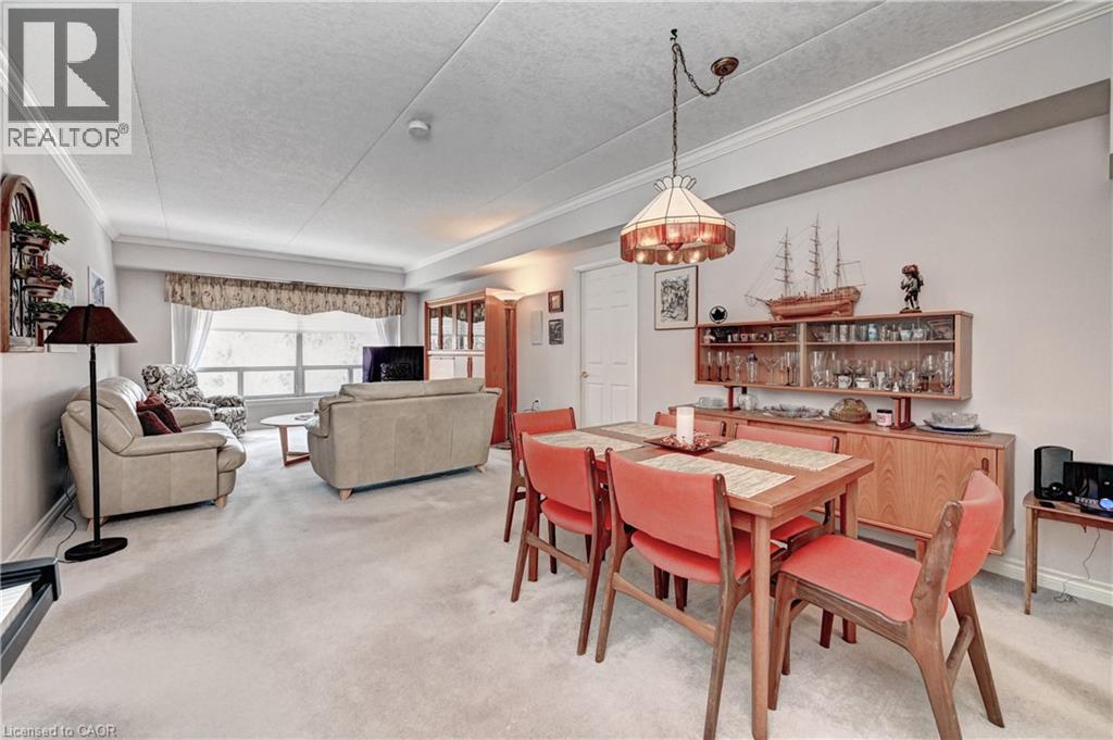 405 ERB Street W Unit# 505, Waterloo, Ontario, N2L1W7 — Photo 11