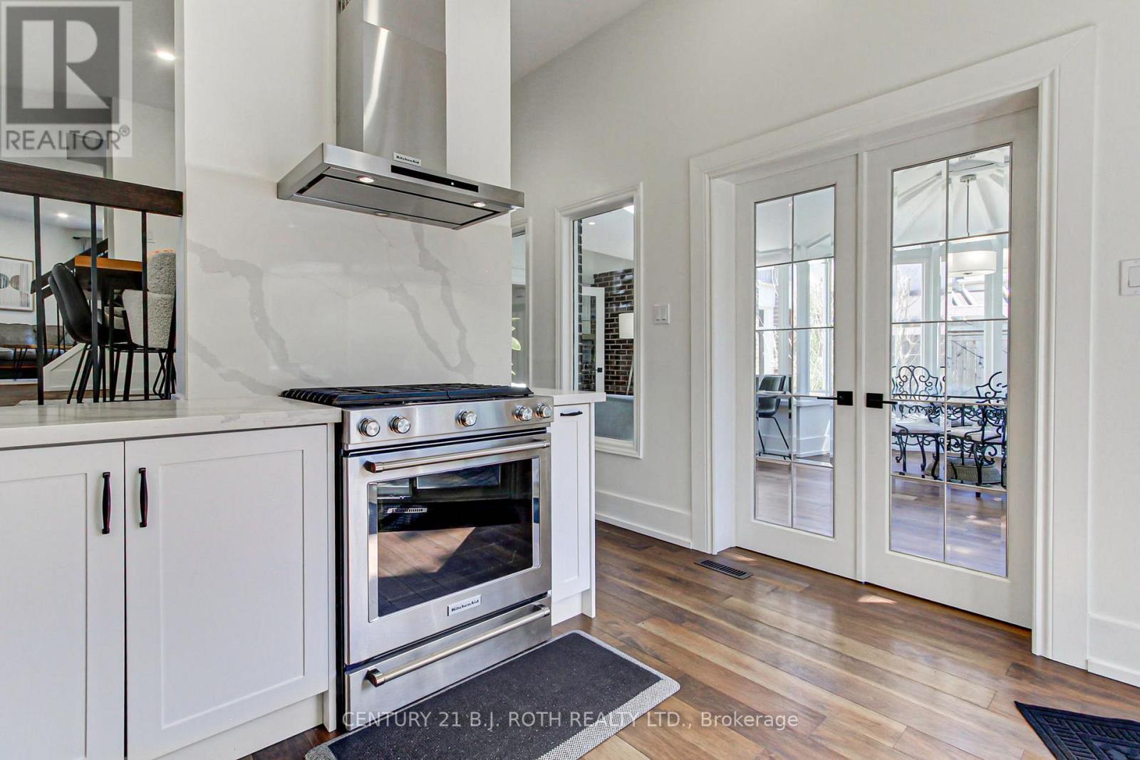 2931 SAINT MALO CIRCLE - 10