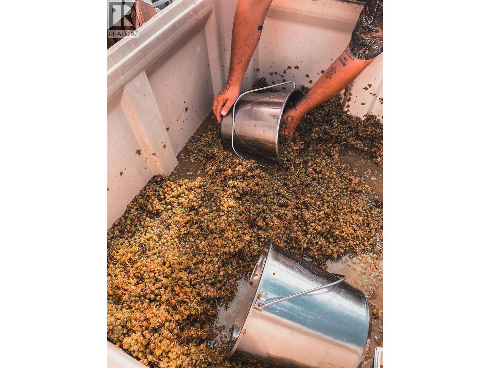 2155 Newton Road, Cawston