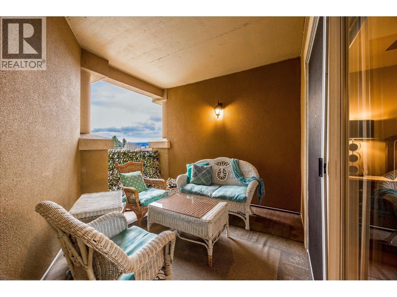 403 2070 Boucherie Road, Westbank